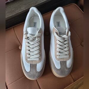 Steve Madden White and Beige Men's Sneakers